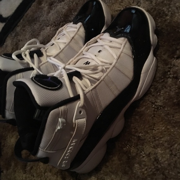 Jordan size 13 - Picture 3 of 5